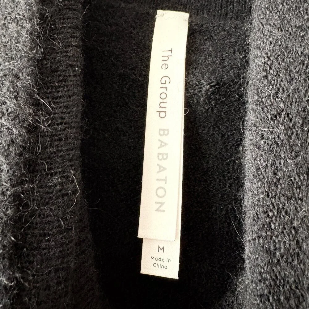 Aritzia Babaton The Group Adichie  Oversized Turtleneck Sweater Black Medium - Picture 7 of 8